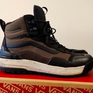 Vans Ultra Range Exo Hi size 10.5 Brand new